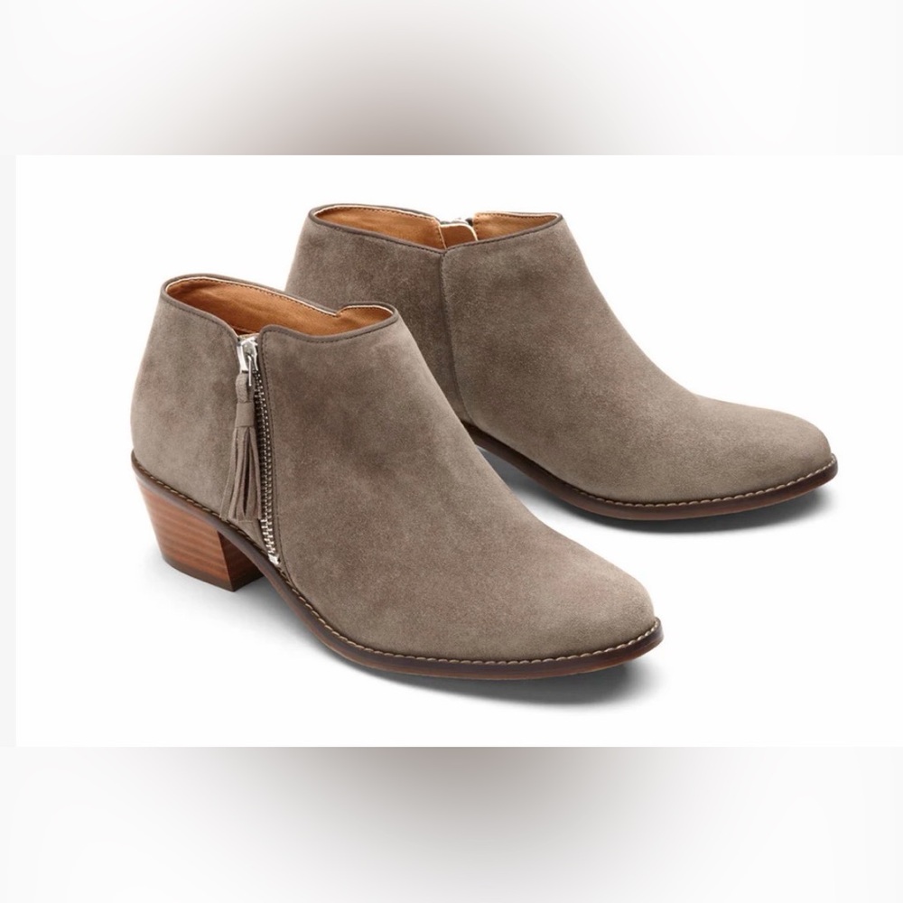 VIONIC Joy Serena Ankle Boot - Sz 6